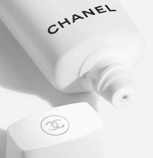 샤넬 UV 에쌍시엘 프로텍션 글로벌 / SPF50+/PA++++